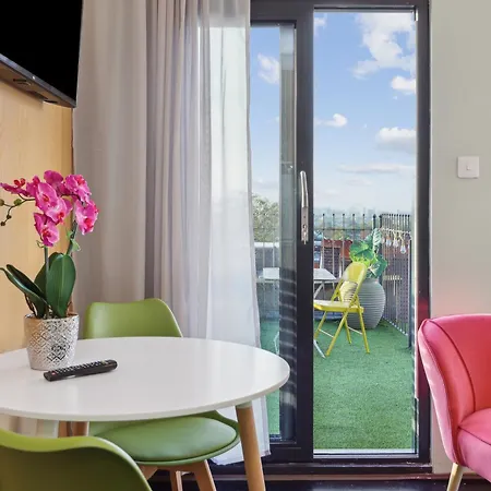 Cosy 1 Bedroom Flat London Exterior photo